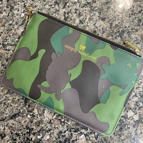 Simply Southern accessory pouch - Picture 1 of 4